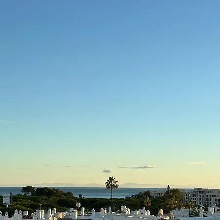 Modern Penthouse Big Solarium Sea Views Benavista Location Walk To Everything Appartamento